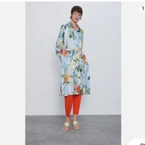 Zara floral print button down dress with collar